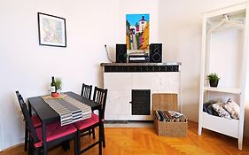 True Zagreb Centrally Located & Spacious Apartment