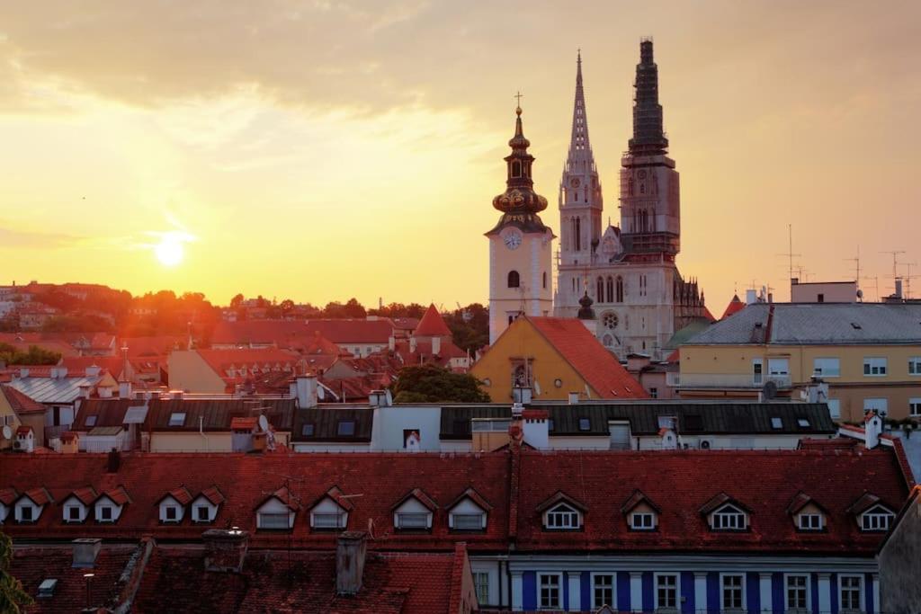 True Zagreb Centrally Located & Spacious Apartment Exterior foto